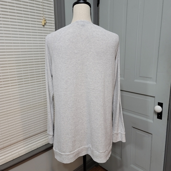 Lane Bryant Lightweight Ribbed Lace -Up Heather Grey Top size 14/16 - Picture 4 of 5